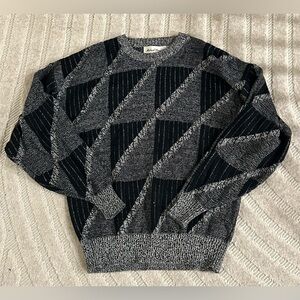 Vintage Black and White Acrylic Grandpa Crewneck Sweater - M